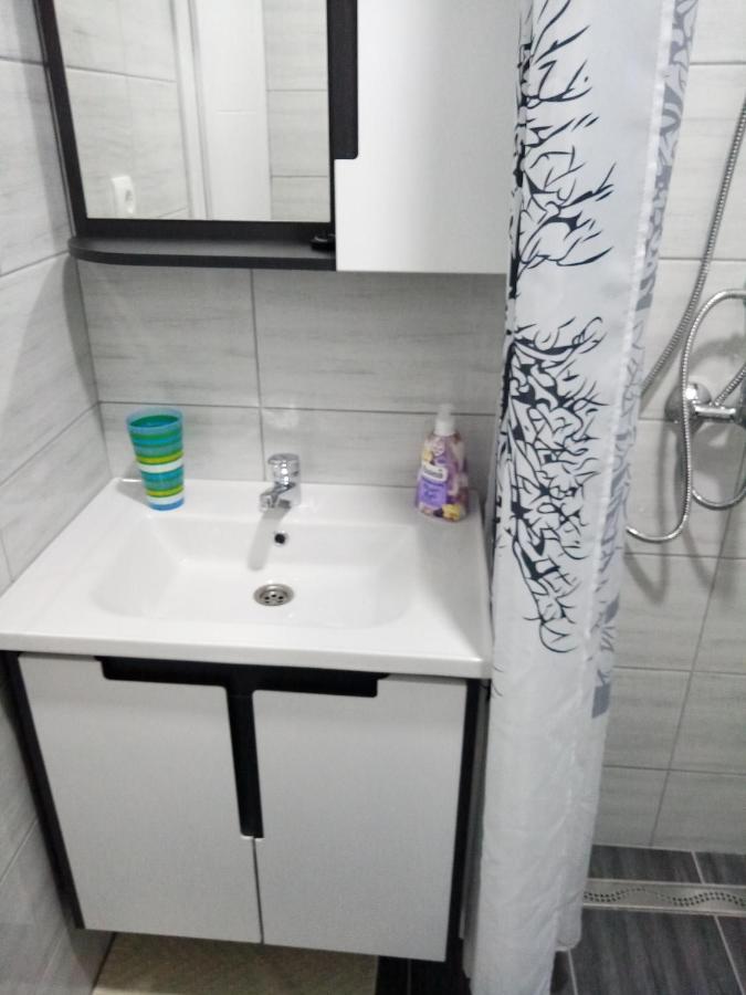 Appartamento Apartman Mira&Ahmet Stolac Esterno foto